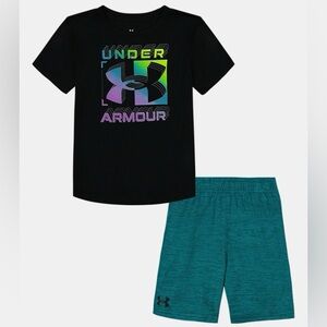 Under Armour Toddler Boys' Flip-Logo Side Stripe Shirt and Shorts Set